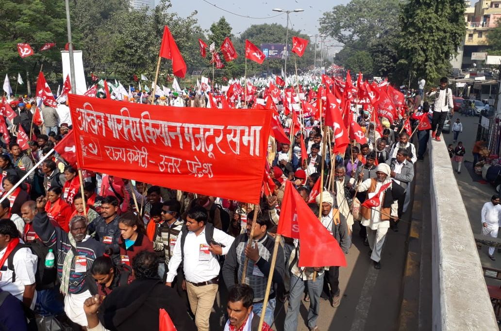 Farmers return from Delhi protest