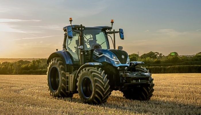 New Holland Agriculture wins Green Good Design Award for T7 Methane Power LNG tractor