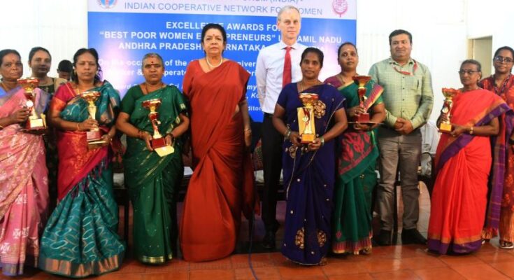 WWF-ICNW honors 6 women with ‘The Best Poor Women Entrepreneurs Excellence Awards’
