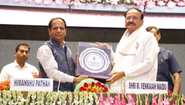 Venkaiah Naidu commends MS Swaminathan for his pioneering contributions to agricultural sciences